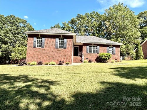 518 N Camden Rd, Wingate, NC, 28174-9647 | Card Image