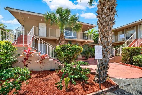 7-2864 Ne 32nd St, Fort Lauderdale, FL, 33306-3013 | Card Image