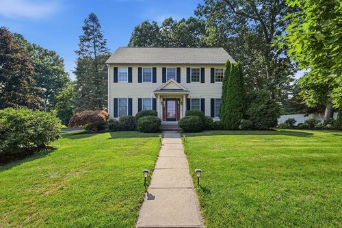71 Wildflower Cir, Westfield, MA, 01085-4595 | Card Image