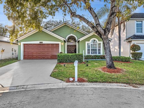 4379 Leicester Ct, West Palm Beach, FL, 33409-7815 | Card Image