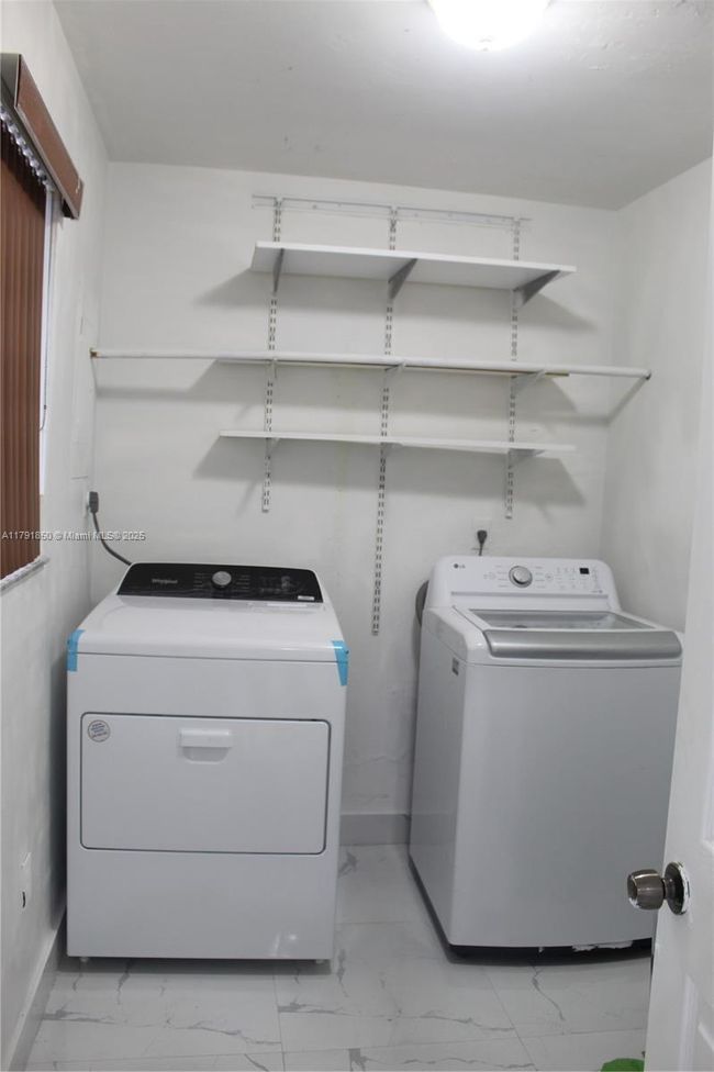 1840 - 1840 W 73 Rd Pl, Townhouse with 2 bedrooms, 3 bathrooms and null parking in Hialeah FL | Image 15
