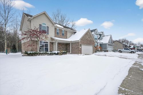 17361 Spartan Dr, Brownstown Twp, MI, 48174-9101 | Card Image