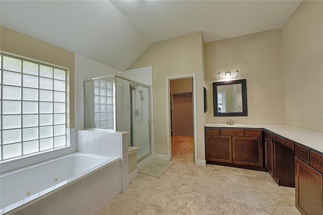 3118 E Webber Dr, House other with 4 bedrooms, 2 bathrooms and 2 parking in Pearland TX | Image 13