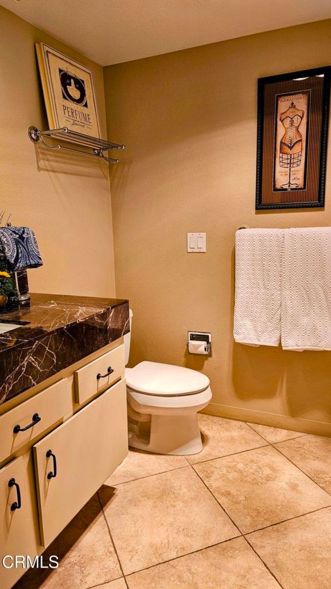 6bath | Image 21