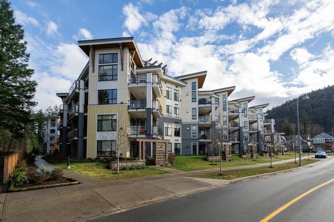 209 - 5384 Tyee Lane, Condo with 2 bedrooms, 2 bathrooms and 1 parking in Chilliwack BC | Image 5