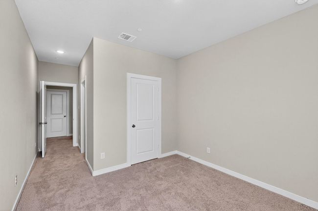 1840 Summer Aura, House other with 3 bedrooms, 3 bathrooms and null parking in Mesquite TX | Image 32