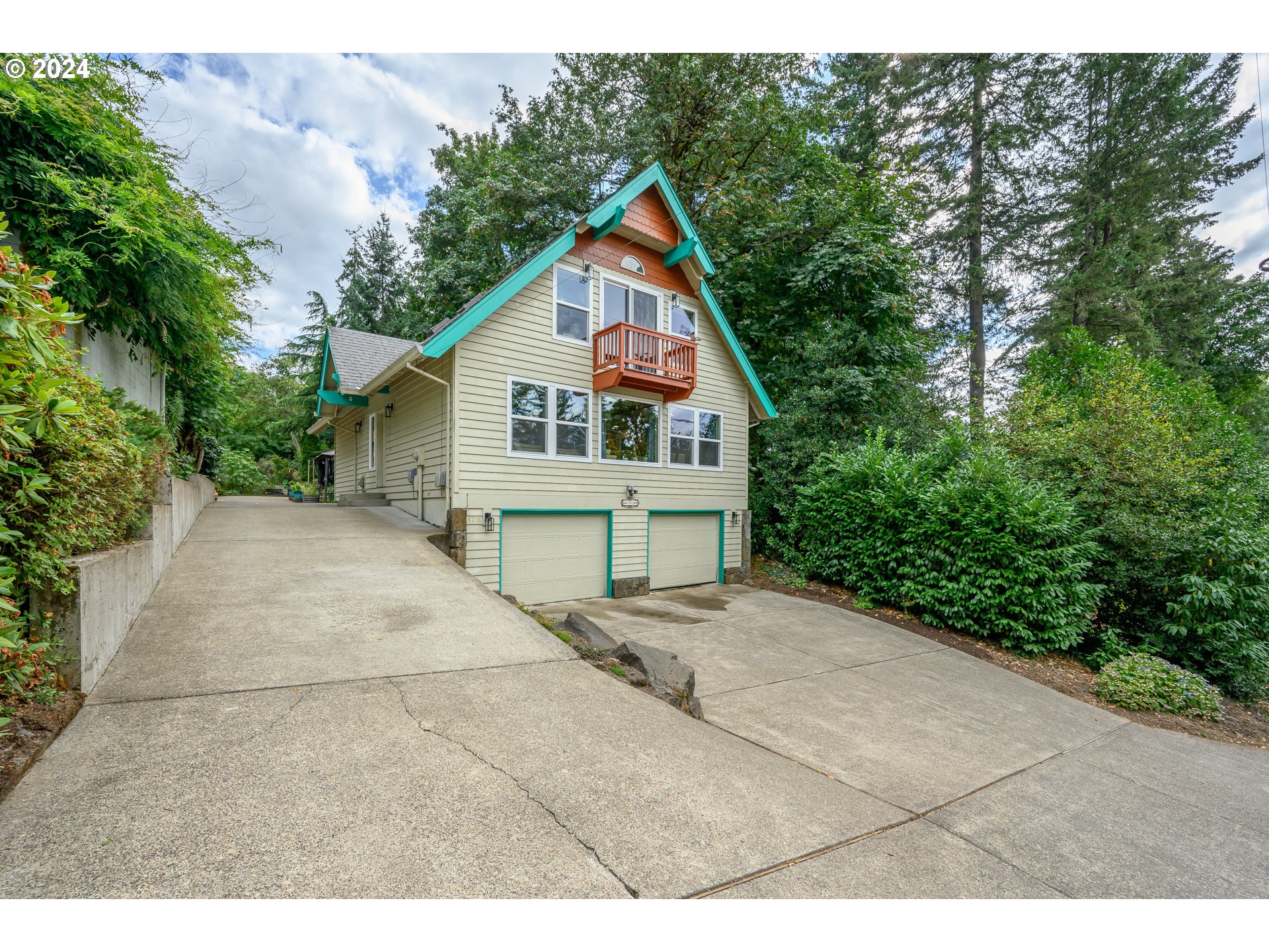 Vesta St, Portland, OR 97219