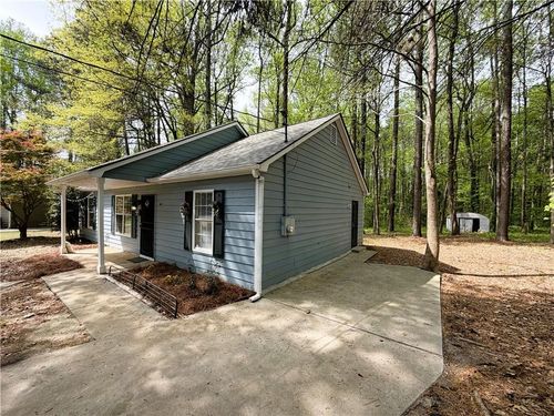 122 Oriole Dr, Jonesboro, GA, 30238-2134 | Card Image