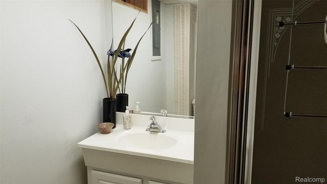 p base bath.jpg | Image 24