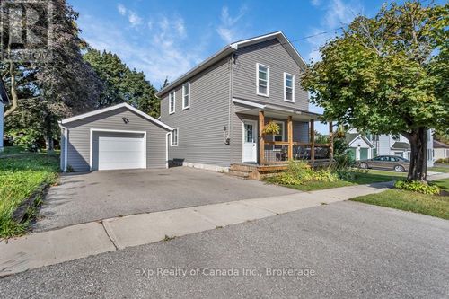 70 Washington St, Waterford, ON, N0E1Y0 | Card Image
