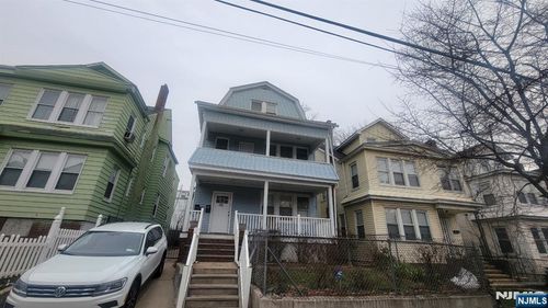 133 Mapes Ave, Newark, NJ, 07112-3530 | Card Image