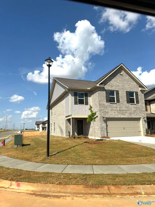 27911 Chalmers Cir, Harvest, AL, 35749-7076 | Card Image