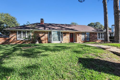 829 Skylark Dr, Denton, TX, 76205-8013 | Card Image
