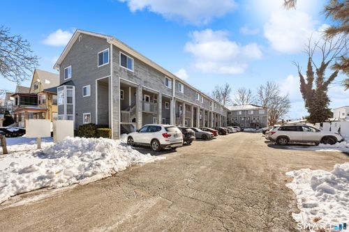 apt-3h-202 Main Street, West Haven, CT, 06516 | Card Image
