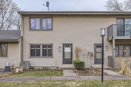 4387 Arden View Ct, Arden Hills, MN, 55112-1946 | Card Image