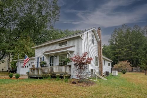 539 N Morris St, Pentwater, MI, 49449-9534 | Card Image