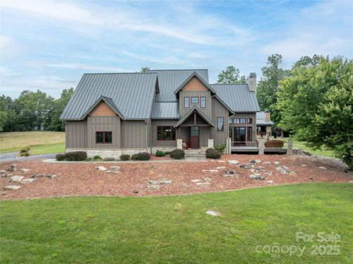 4862 Pinnacle Mountain Rd, Zirconia, NC, 28790-6759 | Card Image