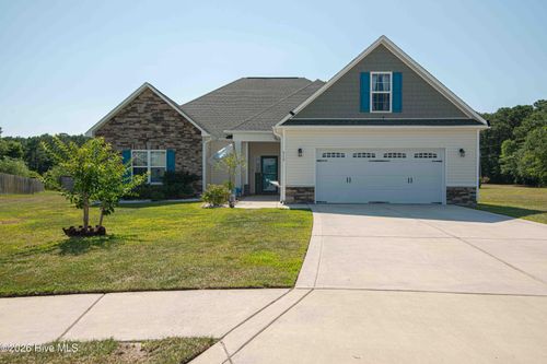 515 Shipyard Ct, Swansboro, NC, 28584-6004 | Card Image