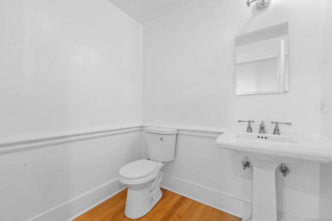 Powder room on the 1st floor. | Image 36
