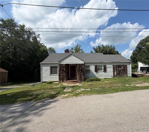 2926 Forest Dr, Alton, IL, 62002-1916 | Card Image