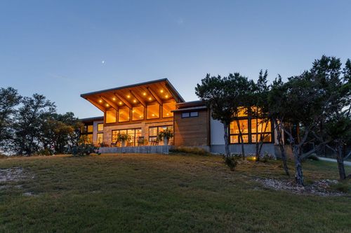 283 Hills Of Bandera Rd, Bandera, TX, 78003-2529 | Card Image