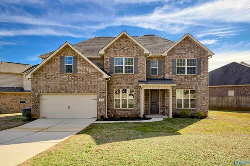 68 Churchill Ter, Decatur, AL, 35603-5821 | Card Image