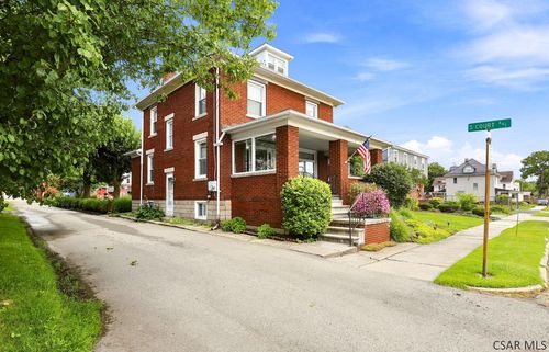 139 E Garrett St, Somerset, PA, 15501-2546 | Card Image