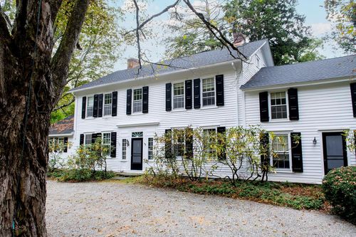 20 Welwyn Rd, Millbrook, NY, 12545-6115 | Card Image
