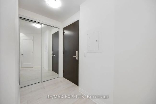 902 - 9000 Jane St, Condo with 2 bedrooms, 2 bathrooms and null parking in Concord ON | Image 4