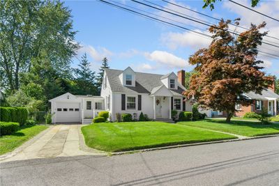 19 Mystic Drive, House other with 3 bedrooms, 1 bathrooms and 4 parking in Warwick RI | Image 3