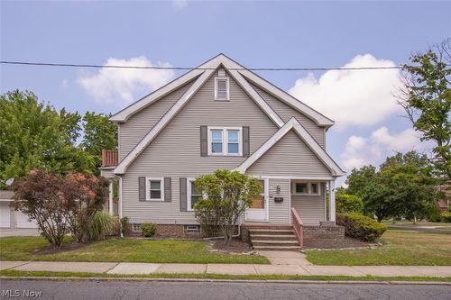 b-912 Cambridge Rd, Cleveland Heights, OH, 44121-2010 | Card Image