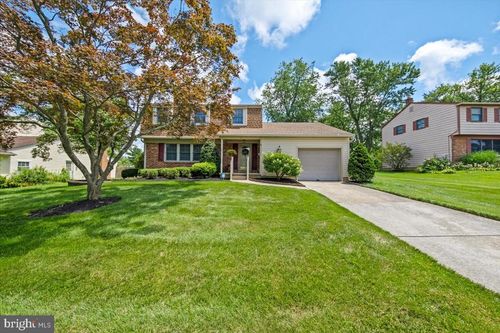5 Everington Rd, MARLTON, NJ, 08053-2505 | Card Image