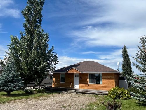 31 Mountain Vista Estates Drive, Hill Spring, AB, T0K1E0 | Card Image