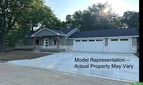300 Jo Lane, McCool Junction, NE, 68401 | Card Image