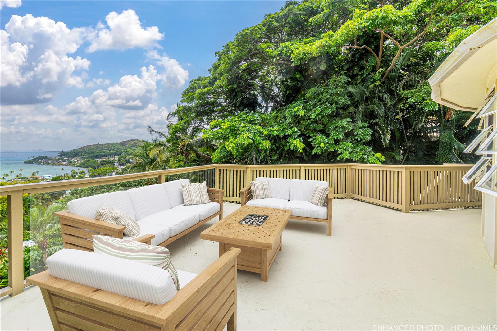 Mawaena St, Kaneohe, HI 96744
