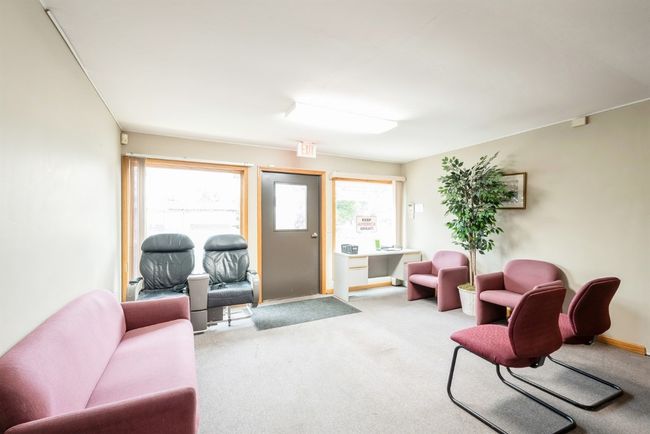 1070 Lyons Ln, Home with 0 bedrooms, 0 bathrooms and null parking in Marion IA | Image 8