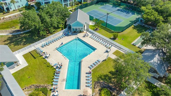 UNIT-305 - 19325 Water Oak Dr, Condo with 2 bedrooms, 1 bathrooms and null parking in PORT CHARLOTTE FL | Image 35