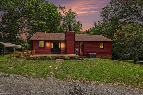 1030 Cross Creek Dr, Walnut Cove, NC, 27052-5855 | Card Image