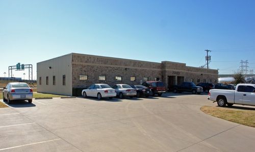 2462 E Long Avenue, Fort Worth, TX, 76106 | Card Image