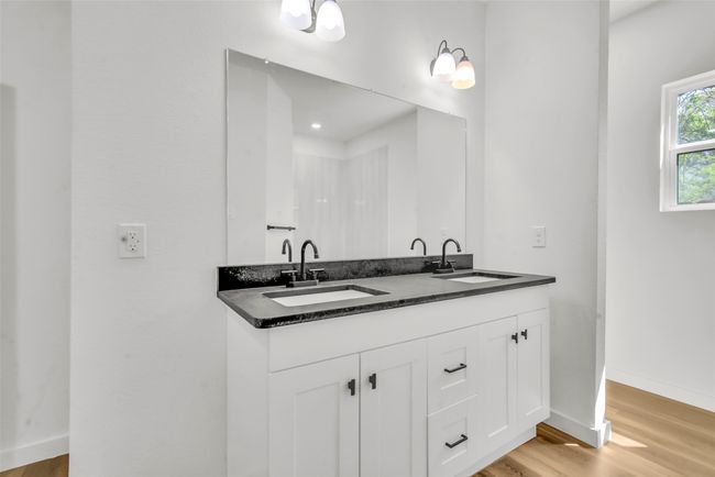 507 W Spruce St, House other with 3 bedrooms, 2 bathrooms and null parking in Whitewright TX | Image 27