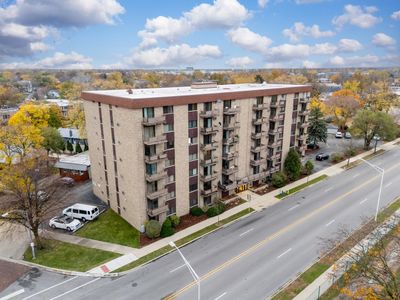 101 - 850 Des Plaines Avenue, Condo with 1 bedrooms, 1 bathrooms and 1 parking in Forest Park IL | Image 2