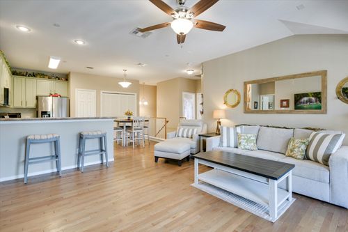 1501-9201 Brodie Ln, Austin, TX, 78748-6288 | Card Image