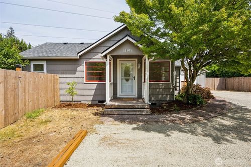 11101 122nd St E, Puyallup, WA, 98374 | Card Image