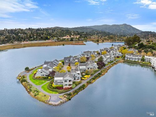 6033 Shelter Bay Ave, Mill Valley, CA, 94941-3053 | Card Image