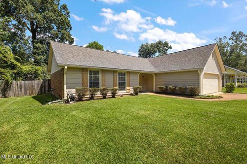 312 Williams Cir, Flowood, MS, 39232-8335 | Card Image