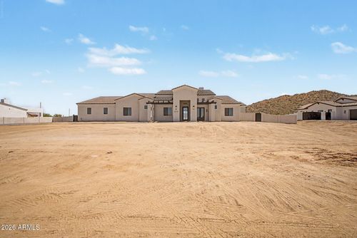 3213 W Lind Rd, Queen Creek, AZ, 85144 | Card Image