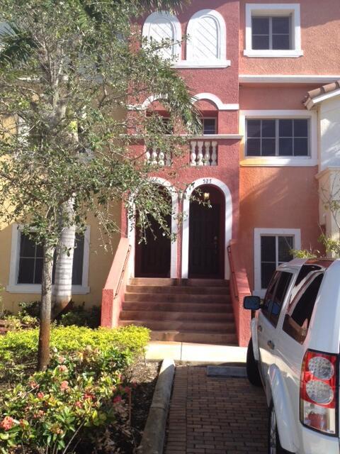 Bayfront Dr, Boynton Beach, FL 33435