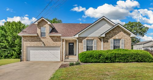 3393 Endsworth Dr, Clarksville, TN, 37042-4663 | Card Image