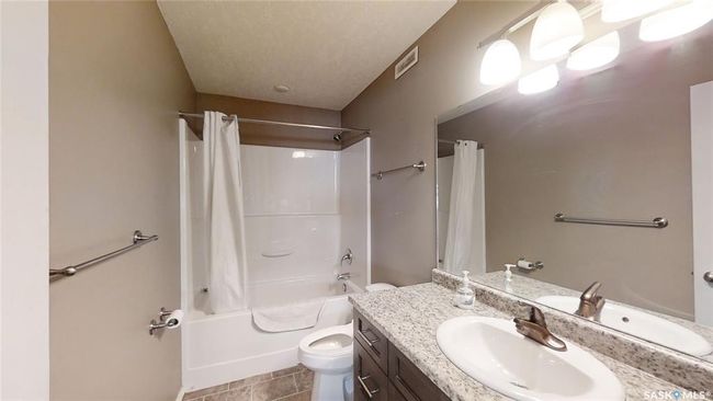 712 713 714 716 Columbia Ave, Home with 0 bedrooms, 0 bathrooms and 24 parking in Kerrobert SK | Image 5
