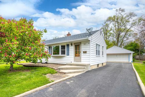 140 W Le Moyne Ave, Lombard, IL, 60148-1654 | Card Image